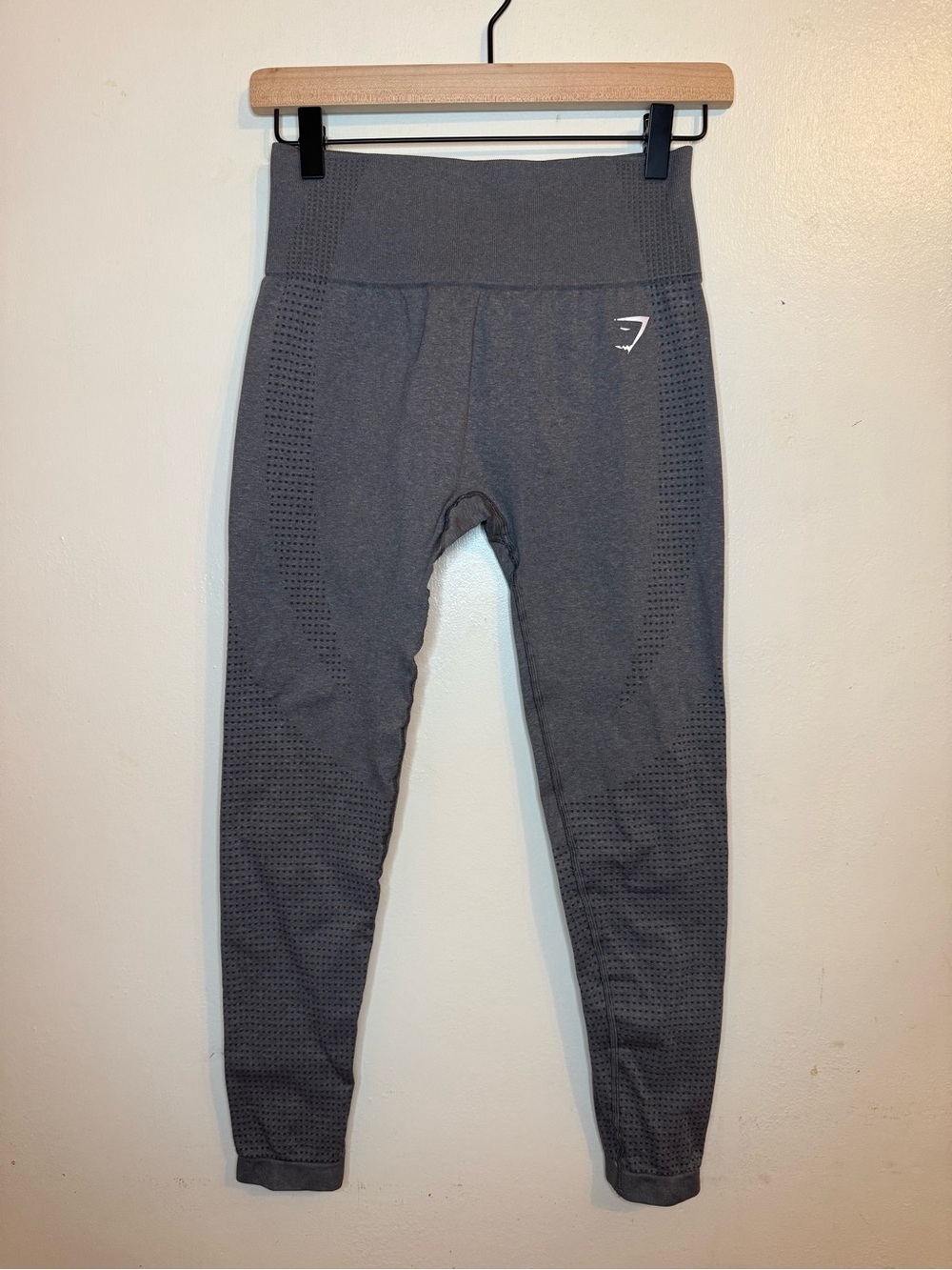 Gymshark Women’s Charcoal Seamless Performance Leggings